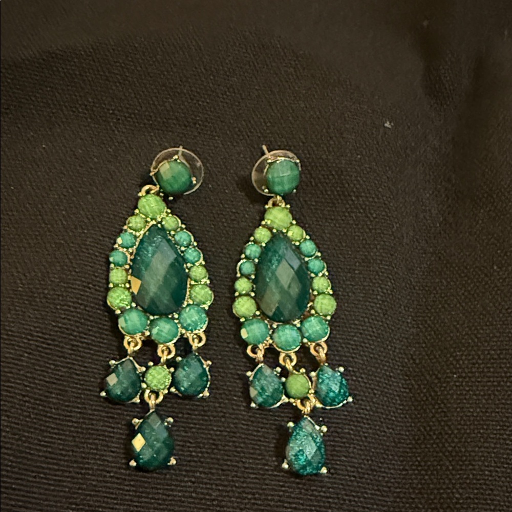 3/$20 Chic Emerald and Gold Statement Earrings